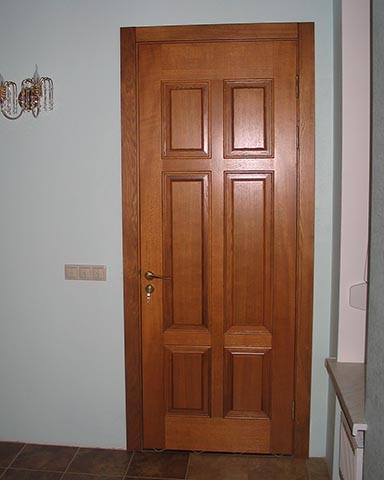 Филёнчатые межкомнатные двери из массива дуба